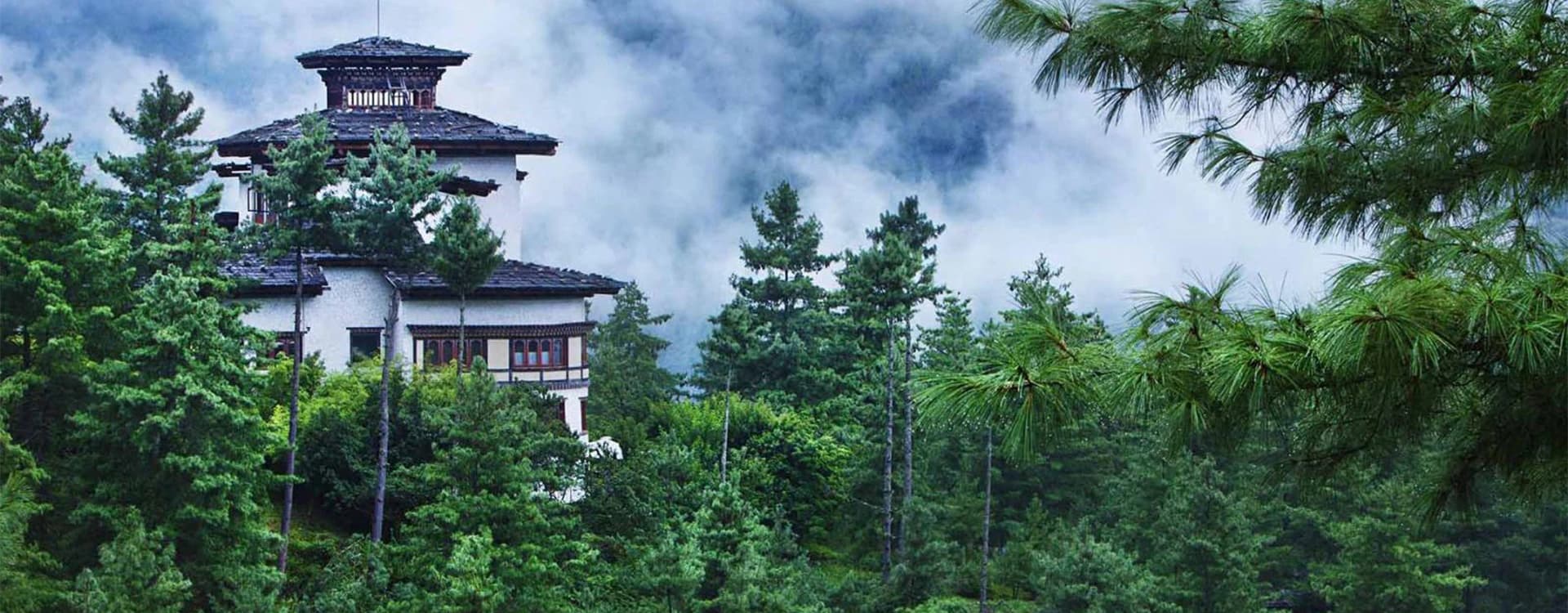 Bhutan Tour: 7 Nights, 8 Days