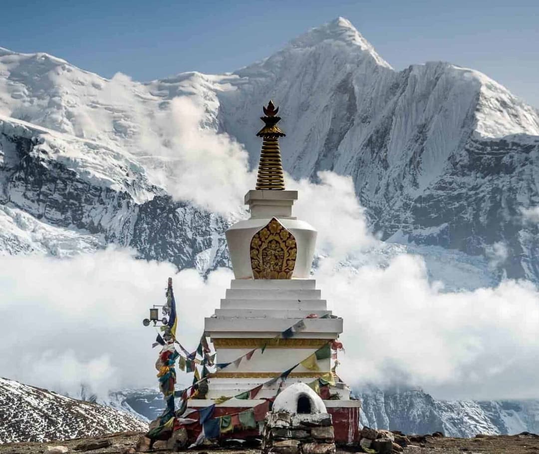 Annapurna Circuit Trek: Complete Guide to Route, Cost, Itinerary, Permits, and Trekking Tips